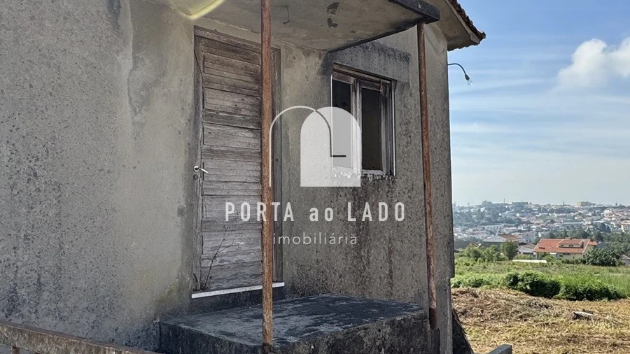 Moradia T3 para Venda em Argoncilhe
