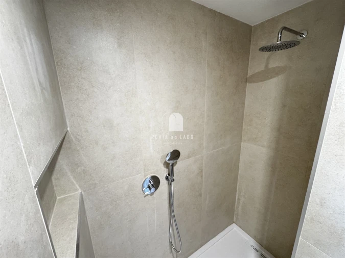 Apartamento T3 para Venda em Pedroso e Seixezelo Foto 16