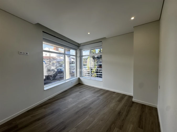 Apartamento T3 para Venda em Pedroso e Seixezelo Foto 11