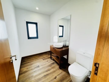 Moradia T4 para Arrendamento em Ovar, São João, Arada e São Vicente de Pereira Jusã