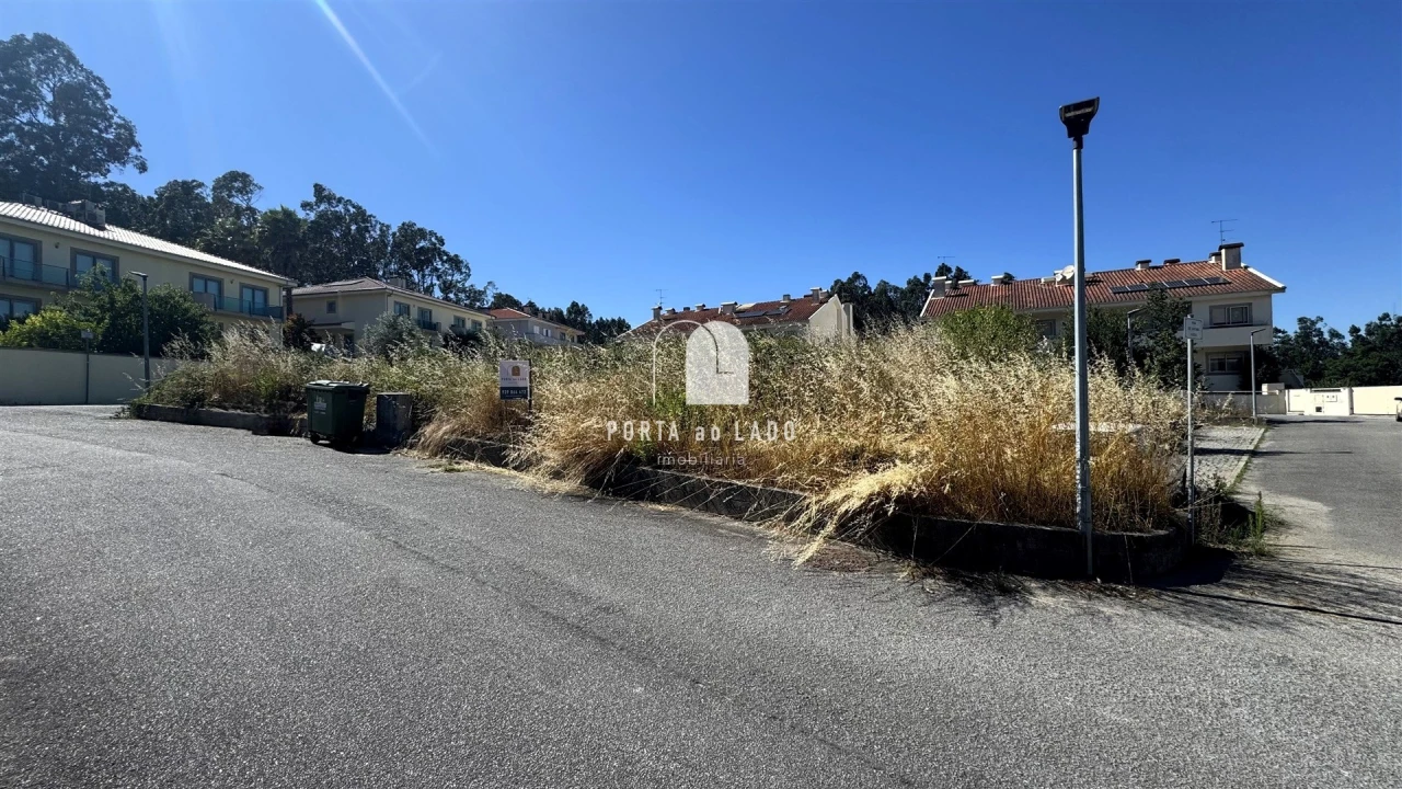 Terreno para Venda em Pedroso e Seixezelo Foto 6