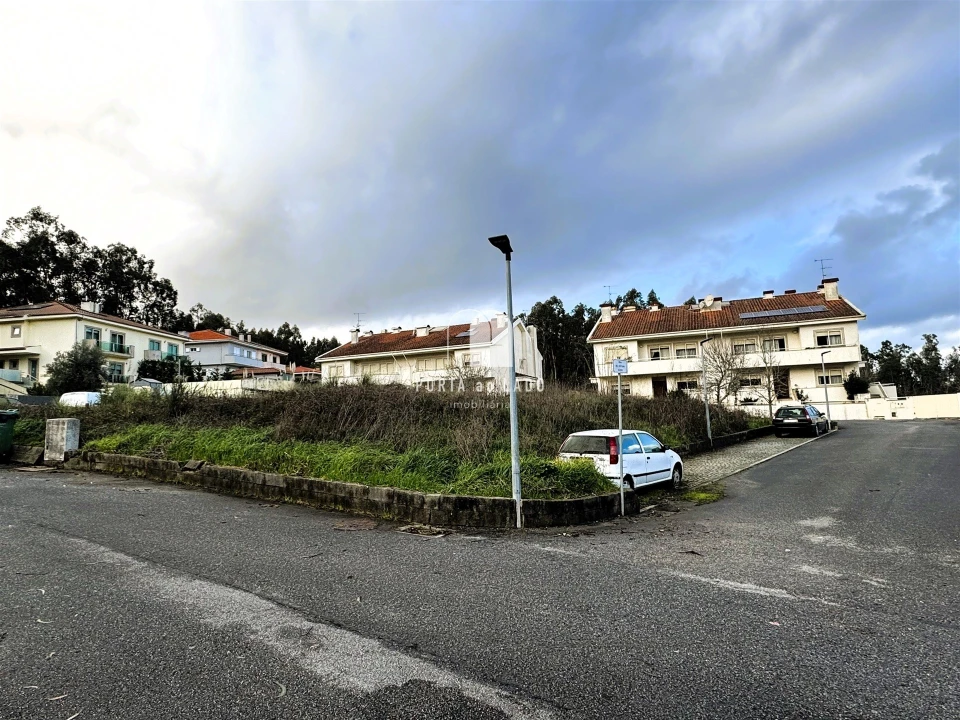 Terreno para Venda em Pedroso e Seixezelo Foto 3