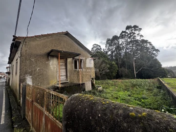 Moradia T2 para Venda em Argoncilhe