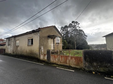 Moradia T2 para Venda em Argoncilhe