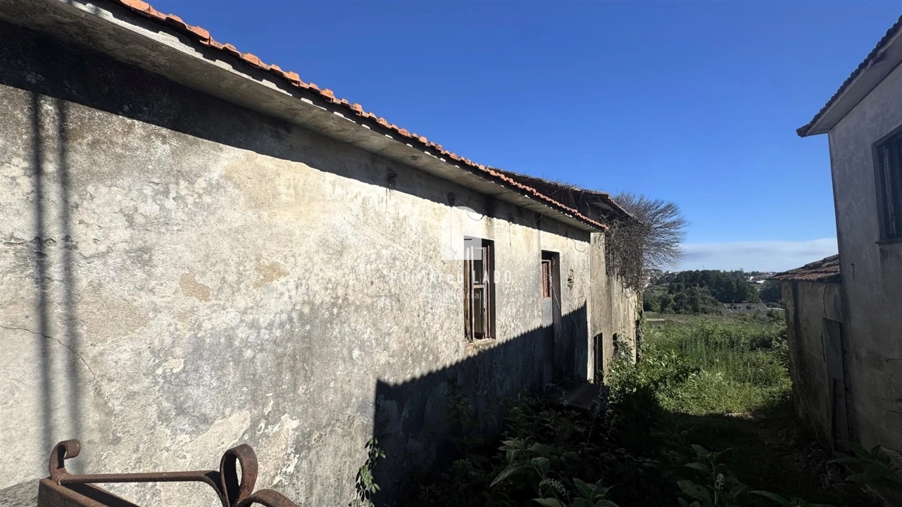 Moradia T2 para Venda em Argoncilhe Foto 4