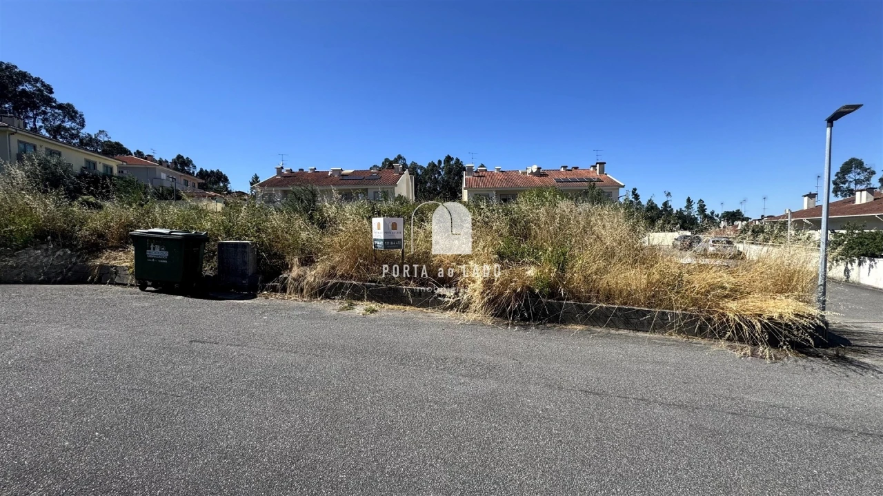 Terreno para Venda em Pedroso e Seixezelo Foto 2