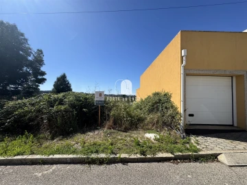 Terreno para Venda em Pedroso e Seixezelo