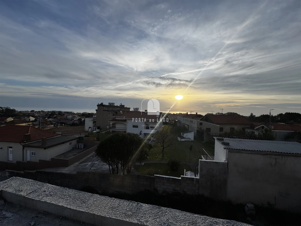 Moradia T4 para Venda em Canidelo Foto 25