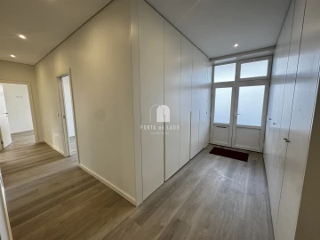 Apartamento T3 para Venda em Pedroso e Seixezelo