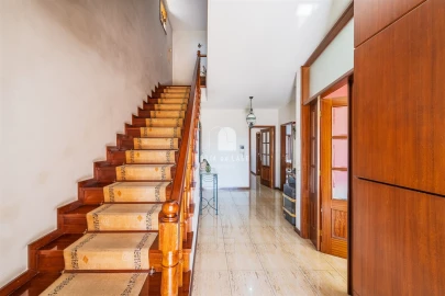 Moradia T3 para Venda em Grijó e Sermonde