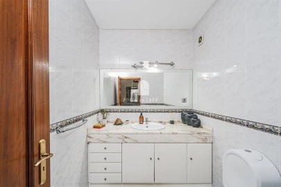 Moradia T3 para Venda em Grijó e Sermonde