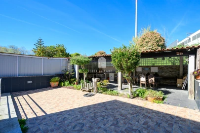 Moradia T3 para Venda em Grijó e Sermonde