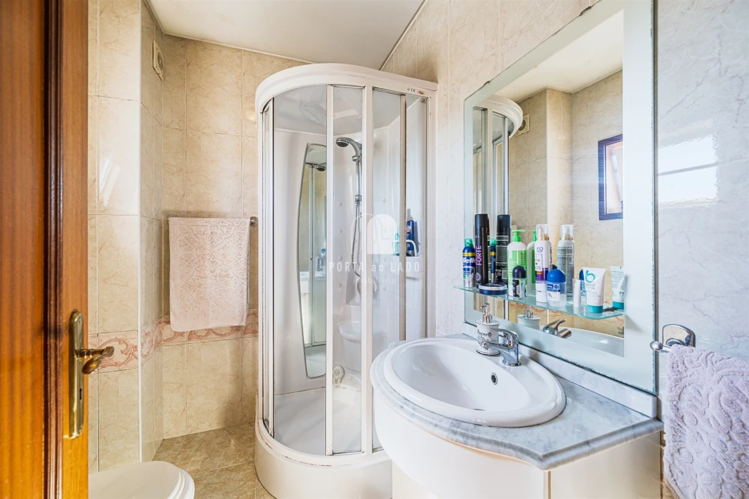 Moradia T3 para Venda em Grijó e Sermonde Foto 21