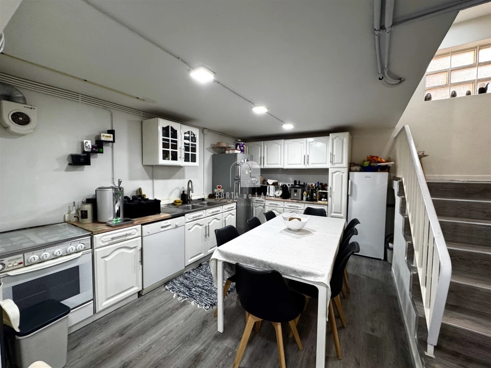 Moradia T4 para Venda em Arrifana Foto 29