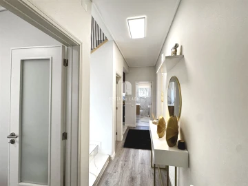 Moradia T4 para Venda em Arrifana