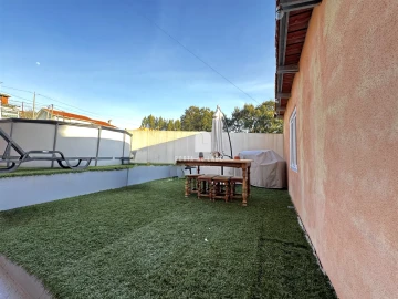 Moradia T4 para Venda em Arrifana