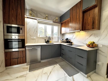 Moradia T4 para Venda em Arrifana