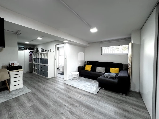 Moradia T4 para Venda em Arrifana Foto 27