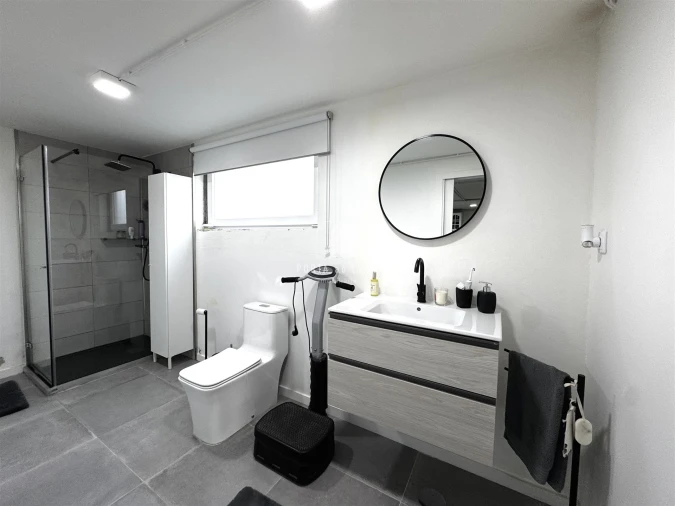 Moradia T4 para Venda em Arrifana Foto 32