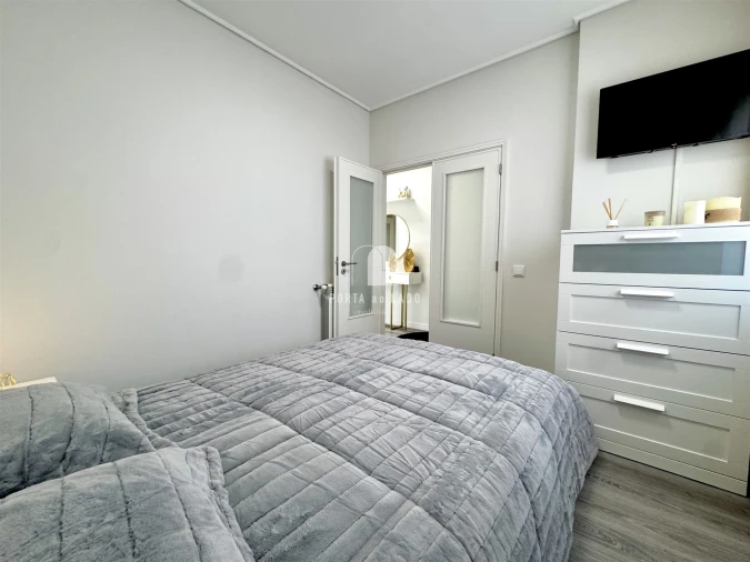 Moradia T4 para Venda em Arrifana Foto 19