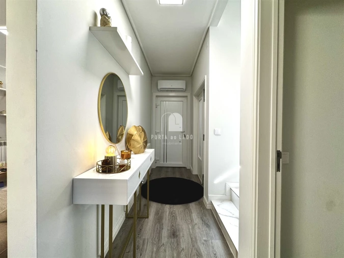 Moradia T4 para Venda em Arrifana Foto 5