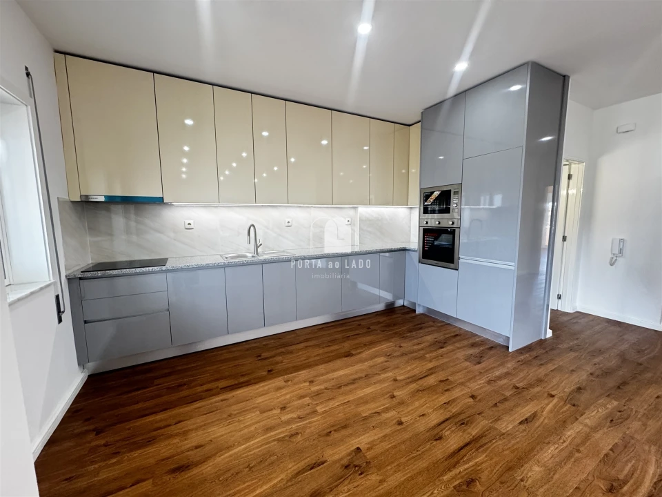 Apartamento T3 para Venda em Aguas Santas Foto 1