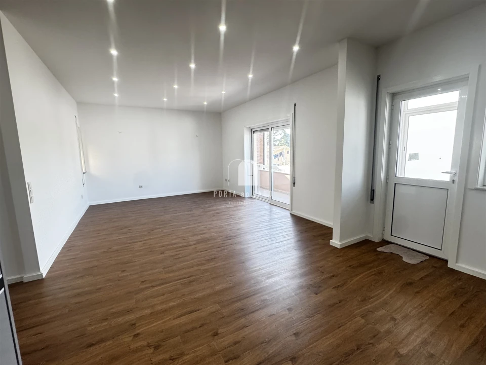 Apartamento T3 para Venda em Aguas Santas Foto 7