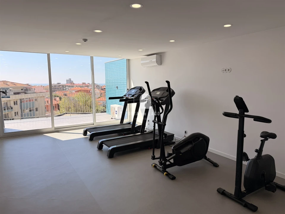 Apartamento T2 para Venda em Espinho Foto 18