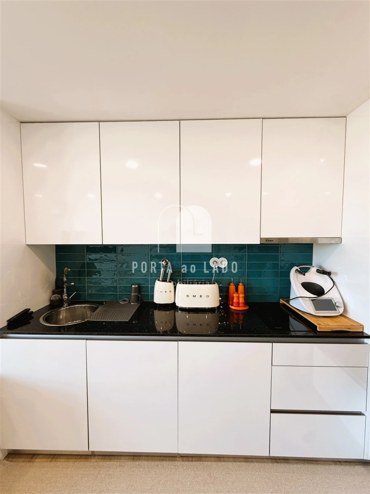 Apartamento T2 para Venda em Espinho Foto 4