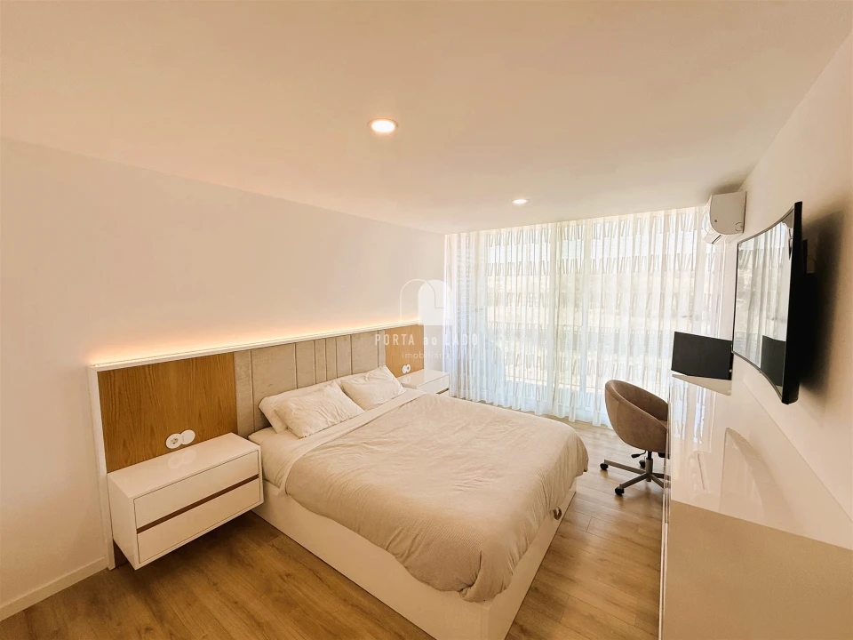 Apartamento T2 para Venda em Espinho Foto 8