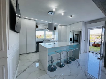 Apartamento T3 para Venda em Grijó e Sermonde