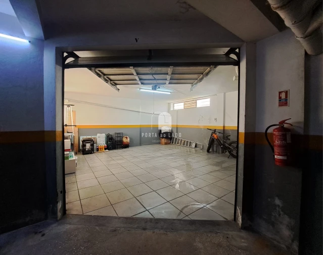 Apartamento T3 para Venda em Grijó e Sermonde Foto 42