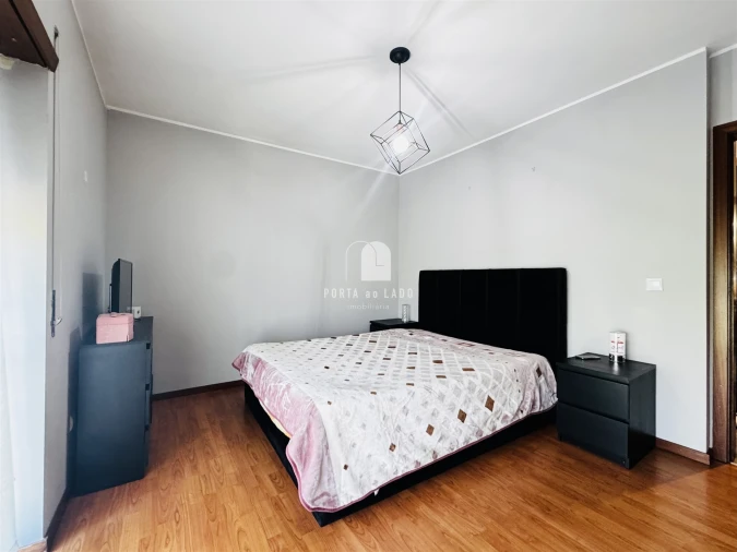 Apartamento T2 para Venda em Rio Tinto Foto 12