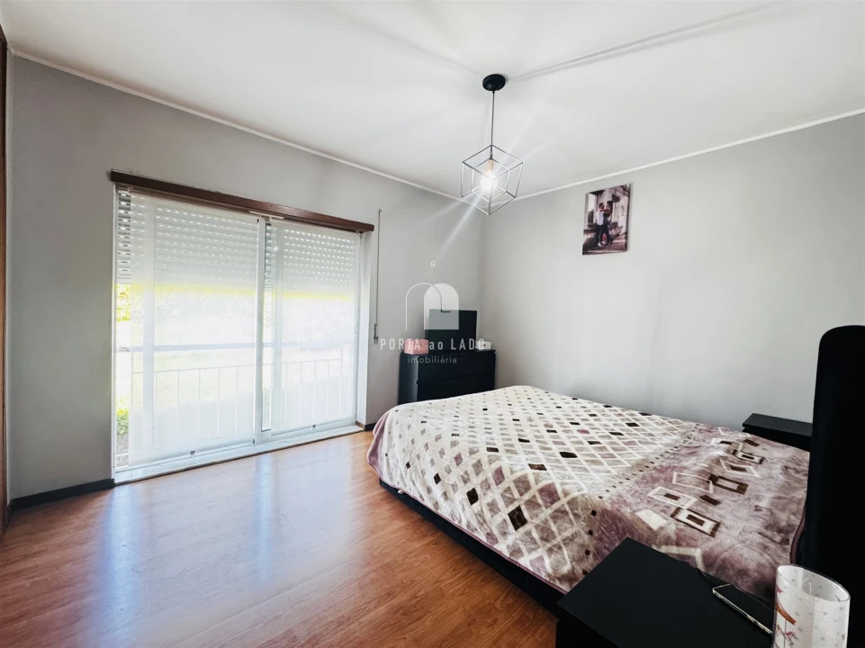 Apartamento T2 para Venda em Rio Tinto Foto 11