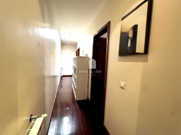 Moradia T3 para Venda em Serzedo e Perosinho