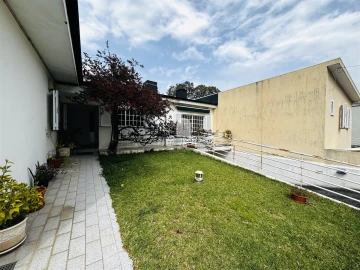 Moradia T3 para Venda em Serzedo e Perosinho