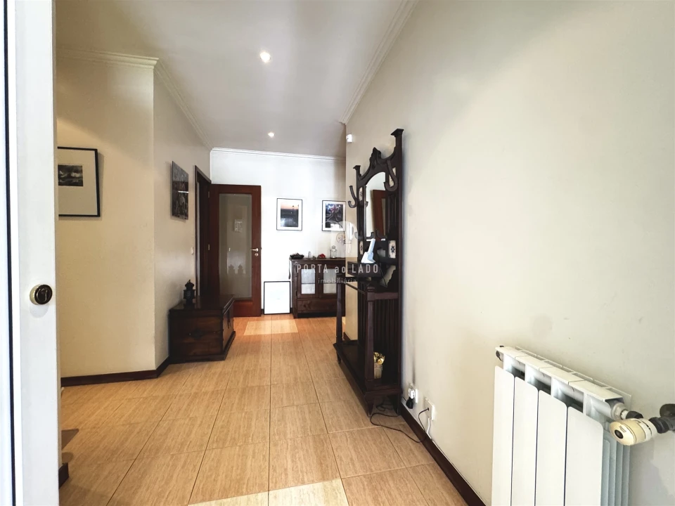 Moradia T3 para Venda em Serzedo e Perosinho Foto 11