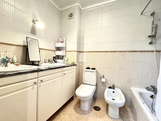 Moradia T3 para Venda em Serzedo e Perosinho Foto 23