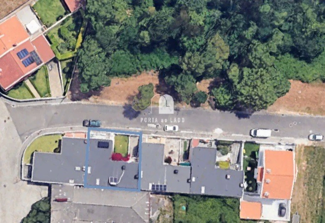 Moradia T3 para Venda em Serzedo e Perosinho Foto 28