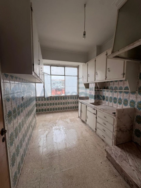 Apartamento T2 para Venda em Venteira