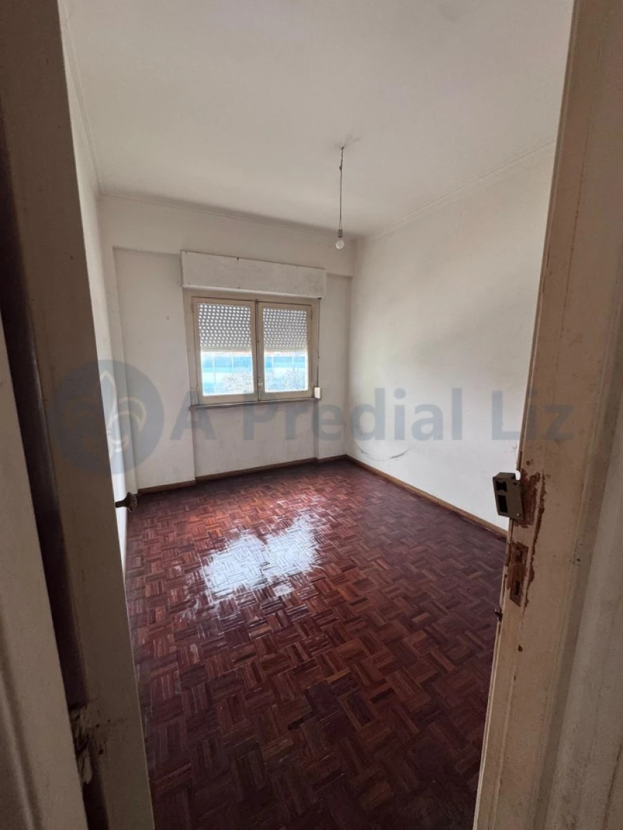 Apartamento T2 para Venda em Venteira Foto 4