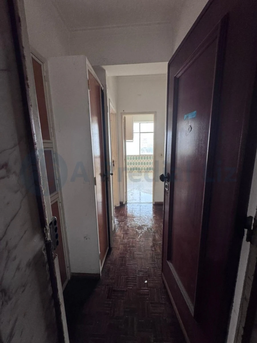 Apartamento T2 para Venda em Venteira Foto 5