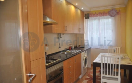 Apartamento T3 para Venda em Santo António dos Cavaleiros e Frielas