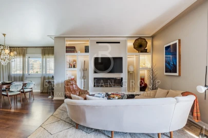 Apartamento T3 para Venda em Aldoar, Foz do Douro e Nevogilde