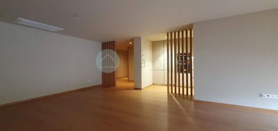 Apartamento T3 para Venda em Paranhos