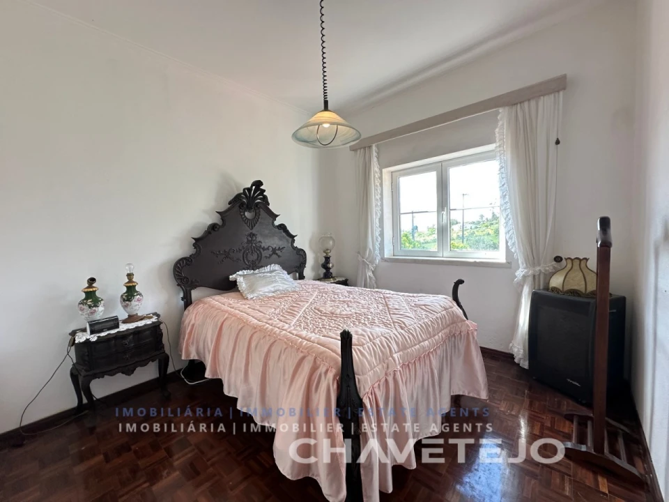 Moradia T4 para Venda em Serra e Junceira Foto 7