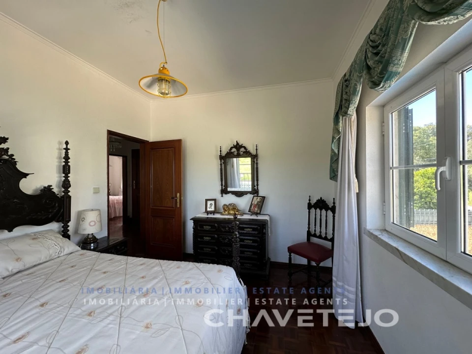 Moradia T4 para Venda em Serra e Junceira Foto 12