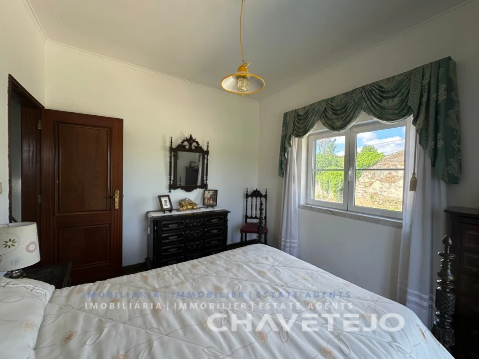 Moradia T4 para Venda em Serra e Junceira Foto 13