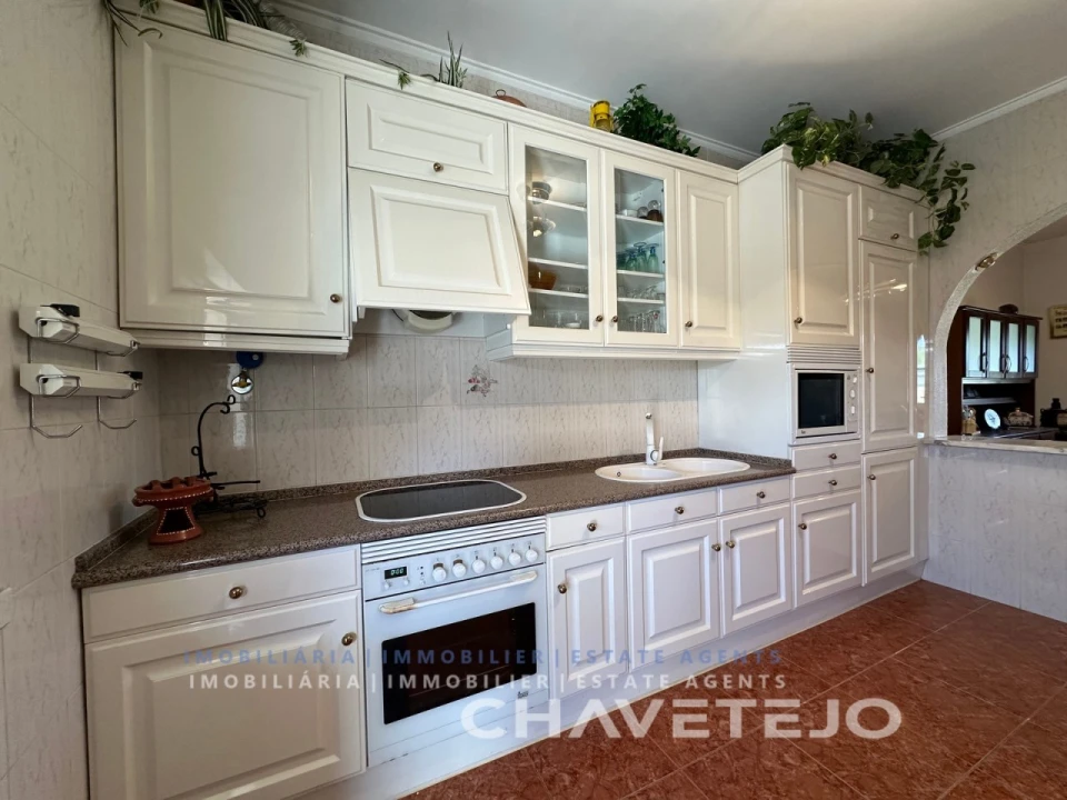 Moradia T4 para Venda em Serra e Junceira Foto 26