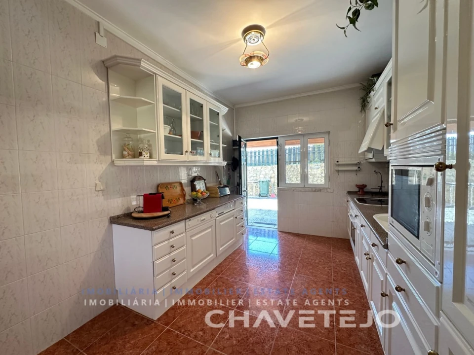 Moradia T4 para Venda em Serra e Junceira Foto 27